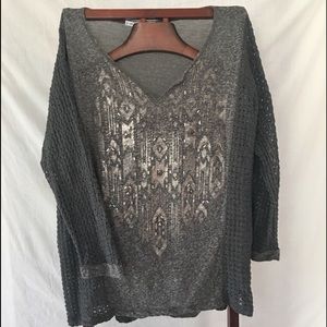 WOMENS MAURICES size 2 THIN SPRING sweater